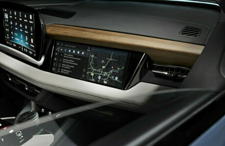 Audi-Q6-e-tron-2024-8