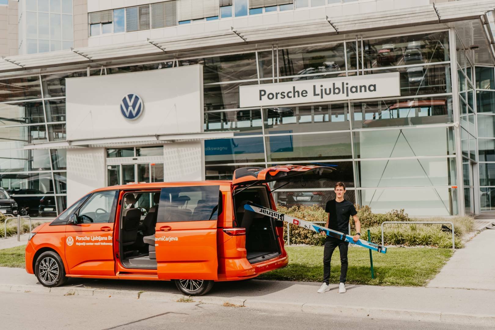Peter Prevc in novi VW Multivan