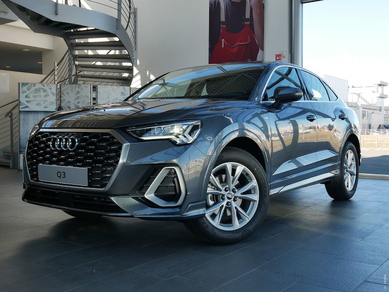 Audi Q3 35 SB TFSI S line - VOZILO NA ZALOGI