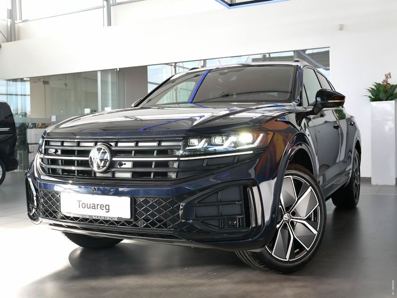 Volkswagen Touareg R-Line 3.0 V6 TDI - VOZILO NA ZALOGI