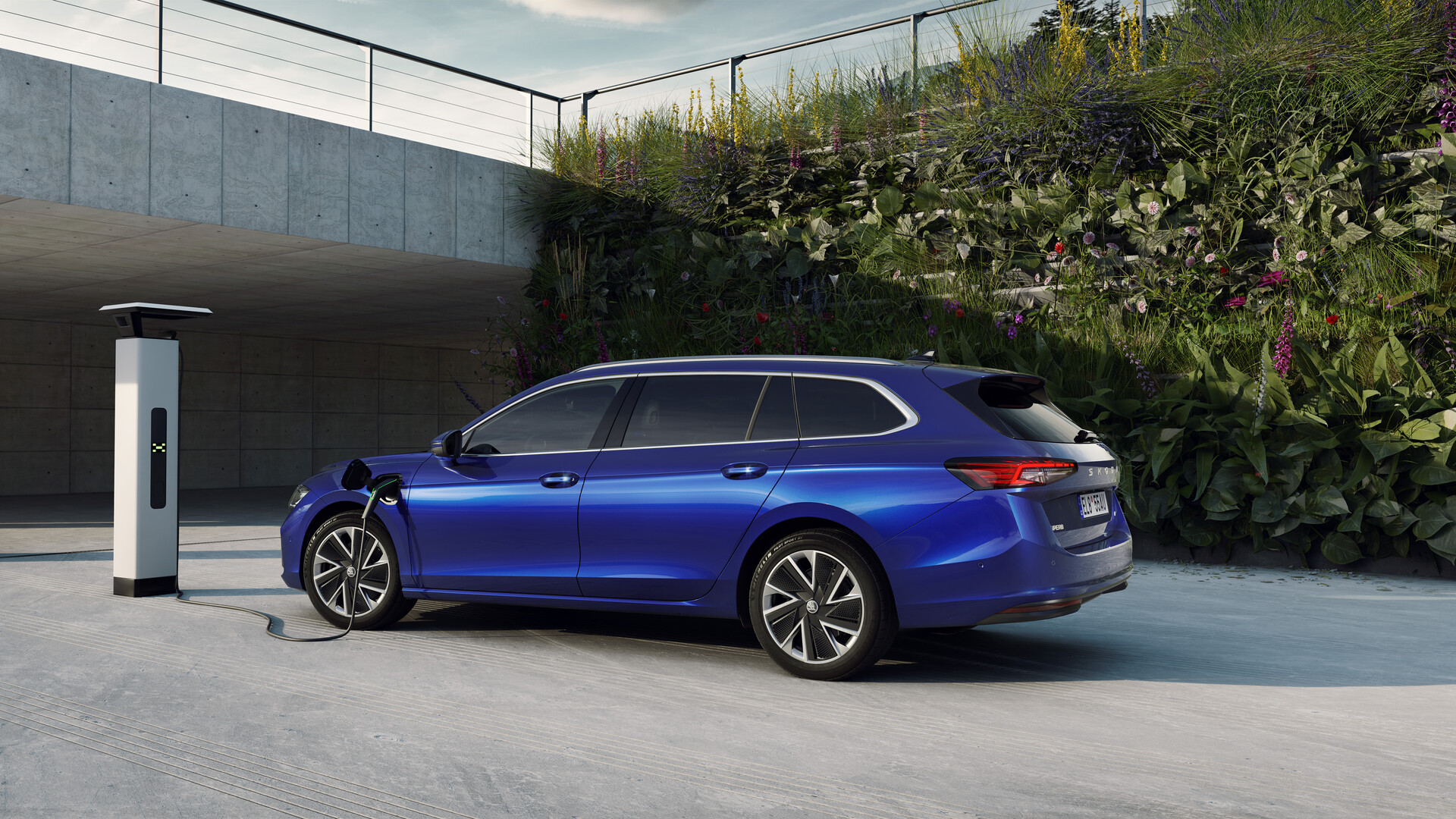 Novi Škoda Superb 2025