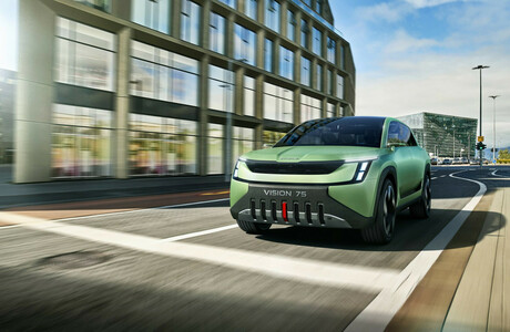 Skoda-Vision-7S--10_1