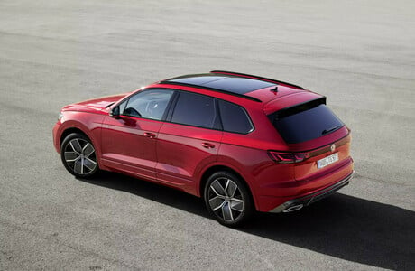 VW-touareg-2023-porsche-inter-auto-2