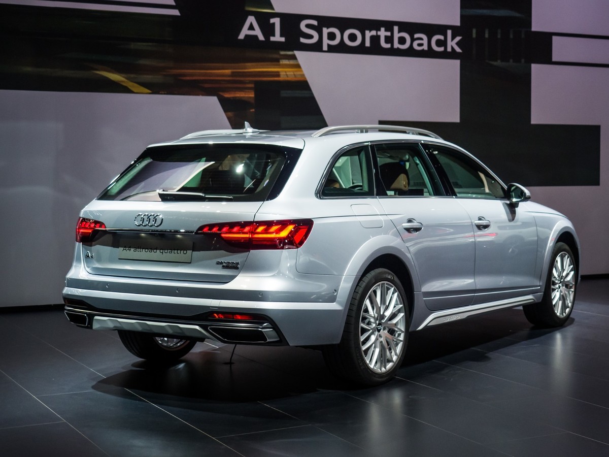 Audi A4 2019 allroad quattro 