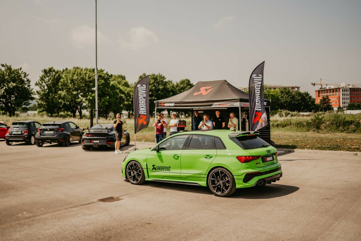 Novi Audi RS 3 2022 Akrapovič