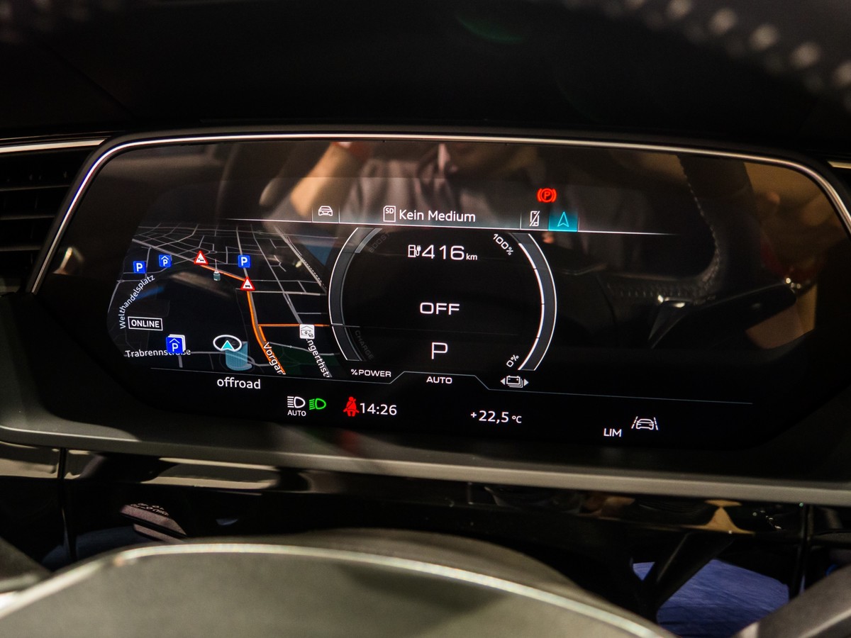 Audi e-tron Sportback digitalni merilniki