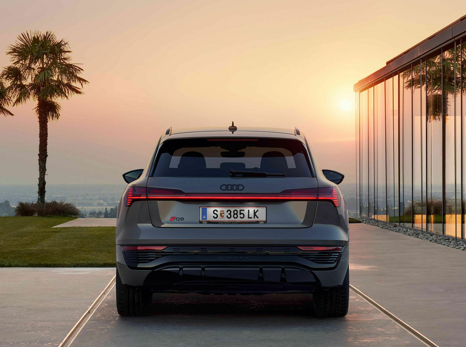 Audi Q8 e-tron