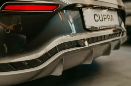 cupra-born-porsche-verovskova-34