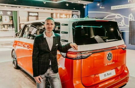 id-buzz-volkswagen-2022-59