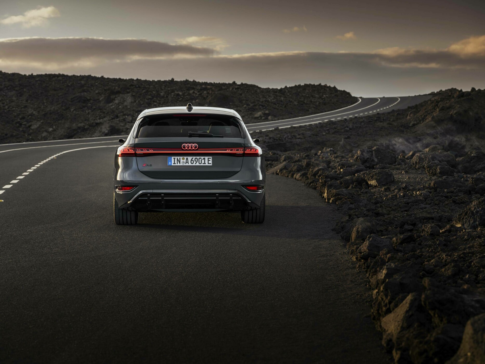 Novi Audi A6 e-tron - zadnji del