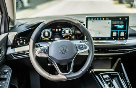 novi-vw-golf-8-5-2024-porsche-inter-auto-cena-akcija-25
