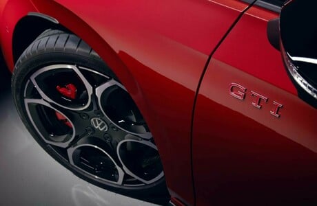 novi-vw-golf-8-gti-2024-13