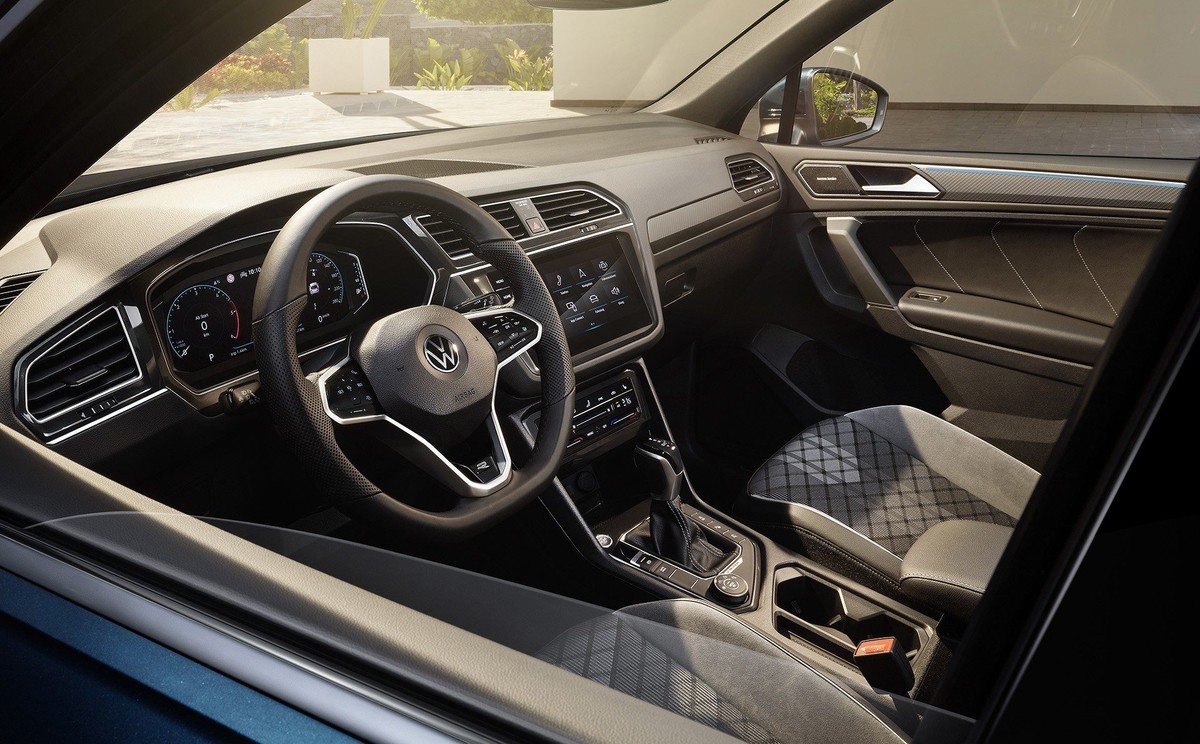 VW Tiguan 2022 - prenovljena notranjost