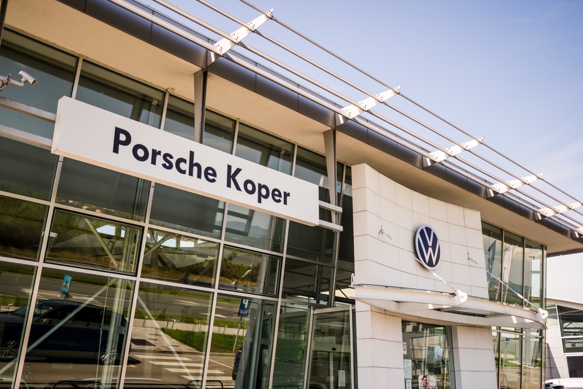 Porsche Koper - salon Volkswagen