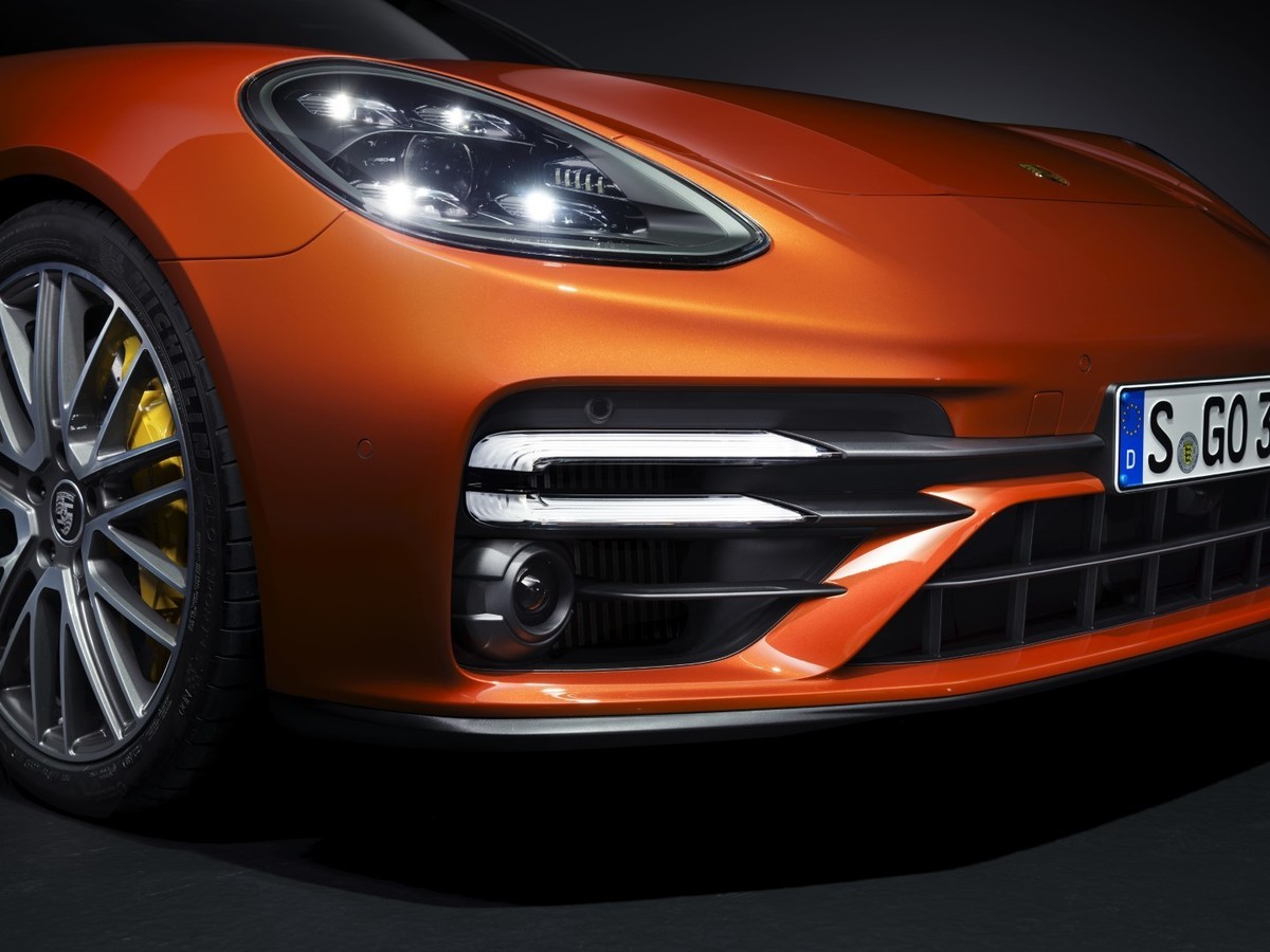 Nova Porsche Panamera 2021 - žarometi