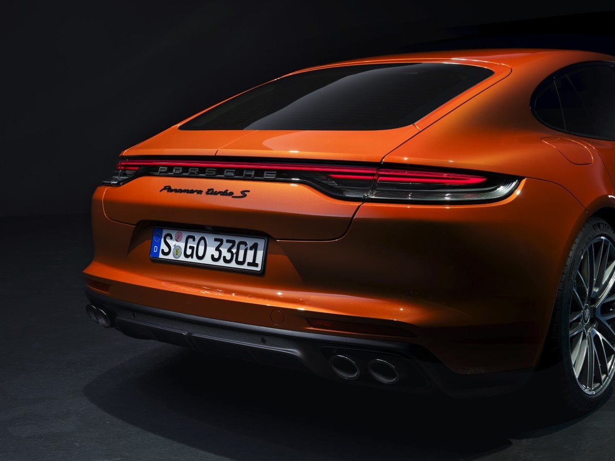 Nova Porsche Panamera 2021 - zadnji del