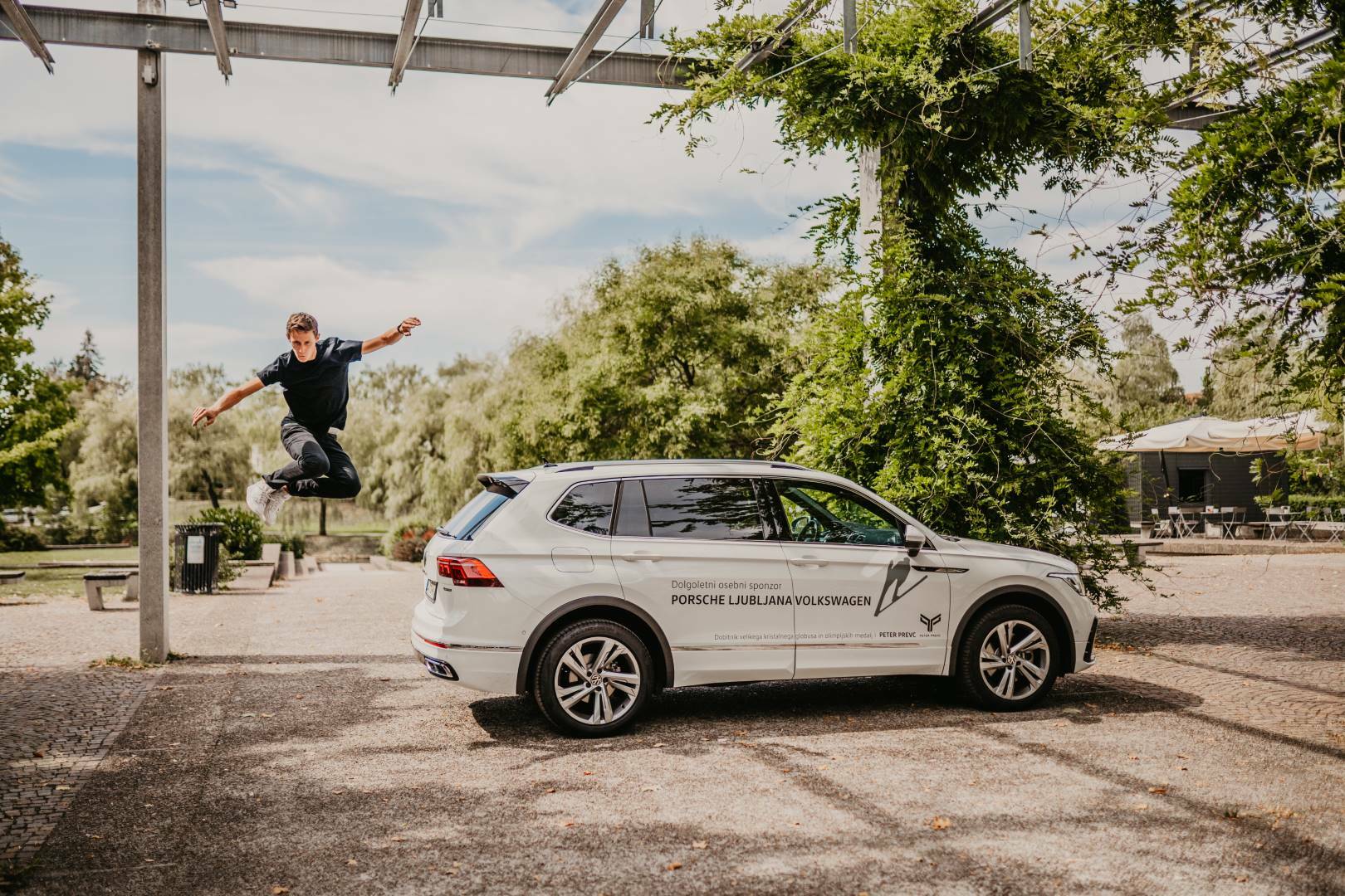 VW Tiguan R-Line in Peter Prevc