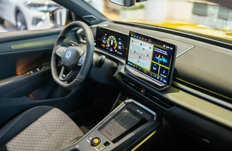 t-roc-13