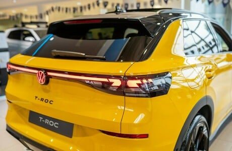 t-roc-16