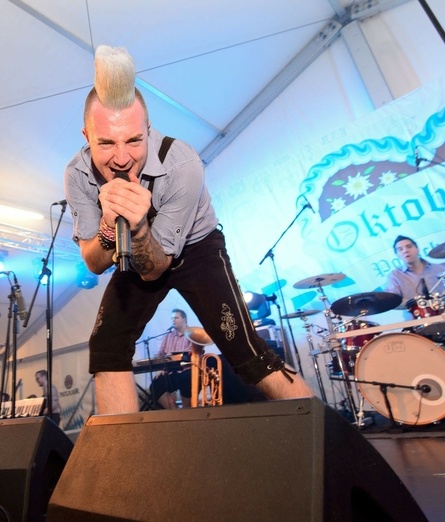 Na Oktoberfestu 2018 bodo z nami tudi Poskočni muzikanti