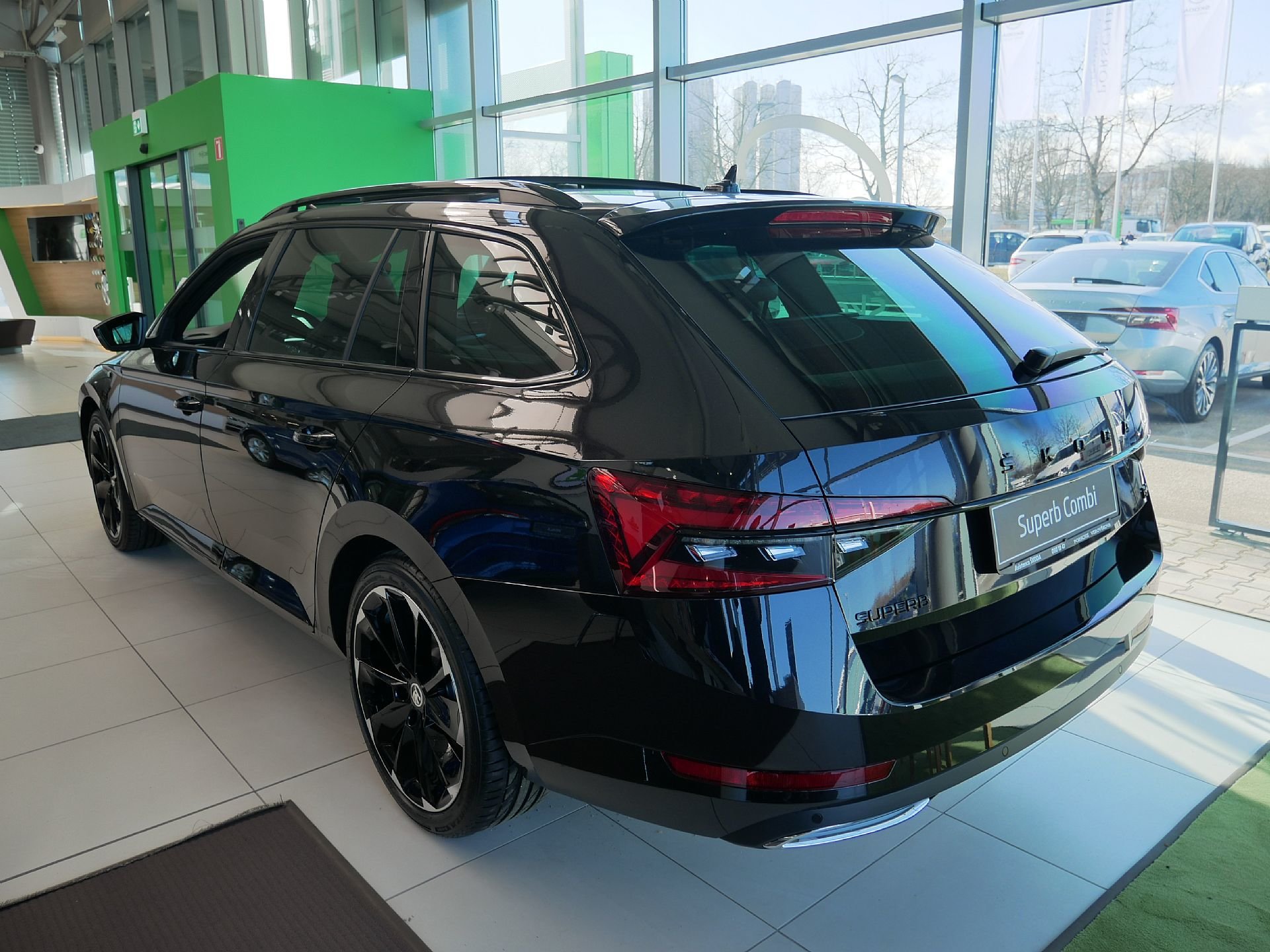 Skoda Superb Combi Sportline Iv 1 4 Tsi Phev Dsg Porsche Inter Auto